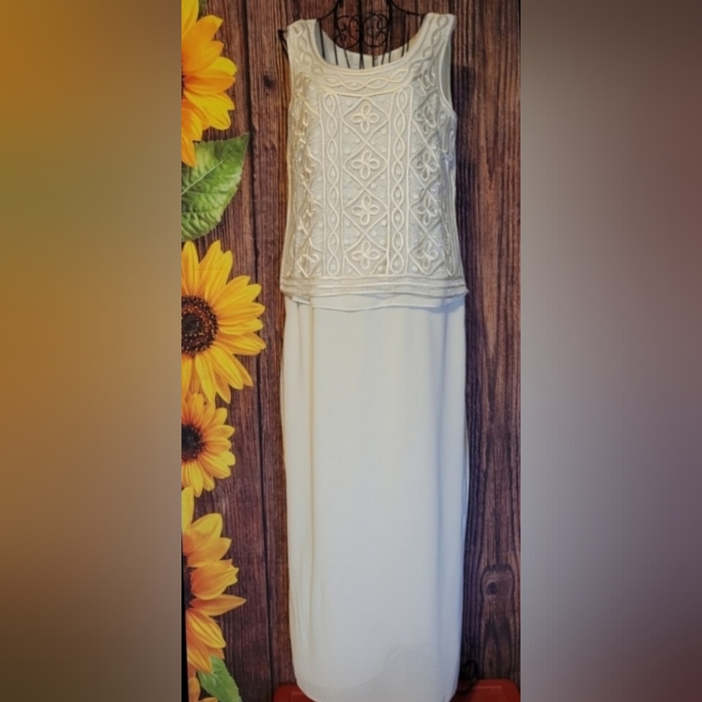 R&M Richards Sleeveless Sheath Dress